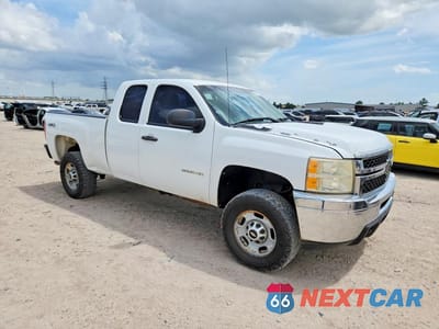 Czwarte zdjęcie samochodu z boku: 2011 CHEVROLET SILVERADO K2500 HEAVY DUTY VIN:1GC2KVCG5BZ144814 - miniatura
