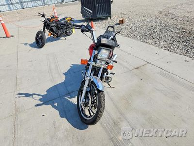 Drugie zdjęcie samochodu z przodu: 1982 YAMAHA XJ750 VIN:JYA15R004CA007716 - miniatura