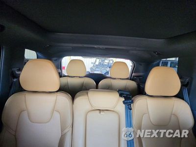 Zdjęcie 10 z 13 samochodu: 2016 VOLVO XC90 T6 VIN:YV4A22PN3G1002225 - miniatura