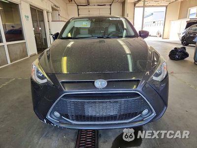 Piąte zdjęcie samochodu w środku: 2019 TOYOTA YARIS XLE VIN:3MYDLBYV1KY516799 - miniatura