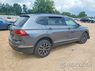 Trzecie zdjęcie samochodu z tyłu: 2021 VOLKSWAGEN TIGUAN SE VIN:3VV3B7AX9MM001275 - miniatura