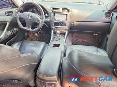 Zdjęcie 8 z 12 samochodu: 2007 LEXUS IS 350 VIN:JTHBE262272010475 - miniatura