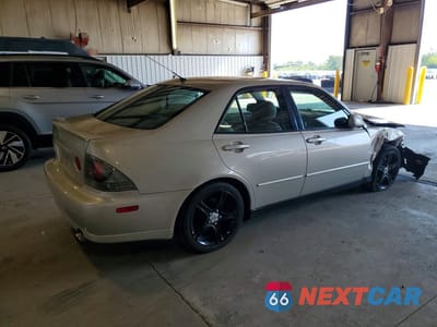 Trzecie zdjęcie samochodu z tyłu: 2004 LEXUS IS 300 VIN:JTHBD192740091229 - miniatura