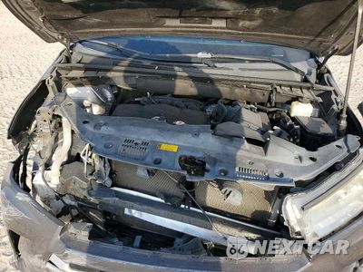 Zdjęcie 12 z 14 samochodu: 2018 TOYOTA HIGHLANDER LE VIN:5TDZZRFH8JS245917 - miniatura