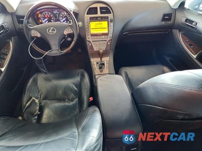 Zdjęcie 8 z 12 samochodu: 2011 LEXUS ES 350 VIN:JTHBK1EG5B2444527 - miniatura