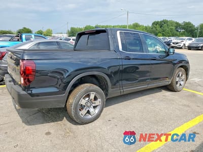 Trzecie zdjęcie samochodu z tyłu: 2026 HONDA RIDGELINE RTL VIN:5FPYK3F5XTB023459 - miniatura