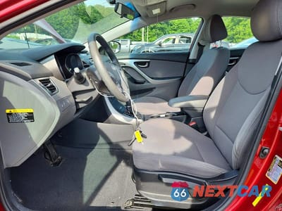 Zdjęcie 7 z 12 samochodu: 2014 HYUNDAI ELANTRA SE VIN:5NPDH4AE2EH519959 - miniatura