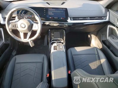 Zdjęcie 8 z 13 samochodu: 2026 BMW X2 XDRIVE28I VIN:WBX63GM00T5468356 - miniatura