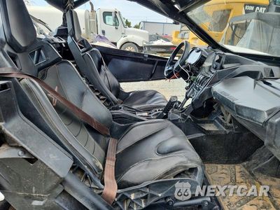 Piąte zdjęcie samochodu w środku: 2018 CAN-AM MAVERICK X3 UTILITY VEHICLE VIN:3JBVNAW41JK000805 - miniatura