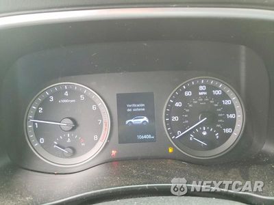 Zdjęcie 9 z 12 samochodu: 2019 HYUNDAI TUCSON SE VIN:KM8J2CA47KU957072 - miniatura