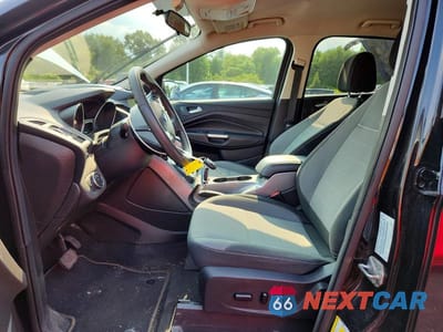 Zdjęcie 7 z 13 samochodu: 2014 FORD ESCAPE SE VIN:1FMCU9G98EUE04749 - miniatura