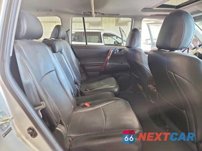 Zdjęcie 11 z 14 samochodu: 2011 TOYOTA HIGHLANDER LIMITED VIN:5TDDK3EH5BS091164 - miniatura