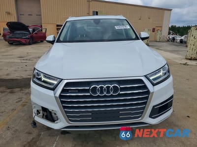 Piąte zdjęcie samochodu w środku: 2018 AUDI Q7 PREMIUM PLUS VIN:WA1LAAF70JD001917 - miniatura