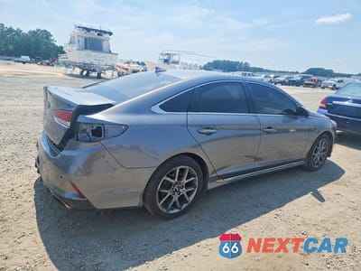 Trzecie zdjęcie samochodu z tyłu: 2018 HYUNDAI SONATA LIMITED 2.0T VIN:5NPE34AB2JH682324 - miniatura
