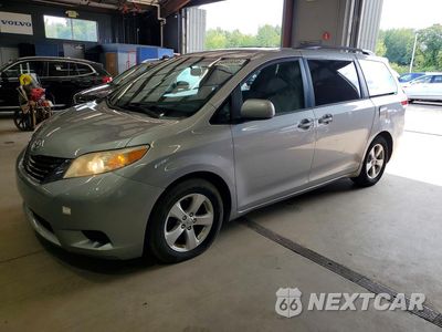 2014 TOYOTA SIENNA LE 5TDKK3DC8ES421784 - główne zdjęcie licytacji z USA - miniatura