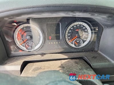 Zdjęcie 9 z 12 samochodu: 2014 RAM 1500 SLT VIN:1C6RR7GT1ES265499 - miniatura