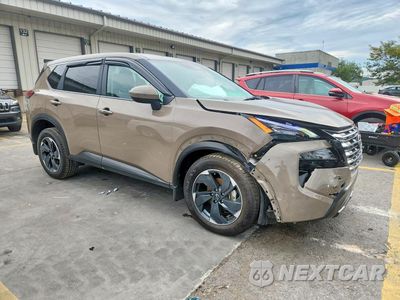 Czwarte zdjęcie samochodu z boku: 2024 NISSAN ROGUE SV VIN:5N1BT3BB2RC723730 - miniatura
