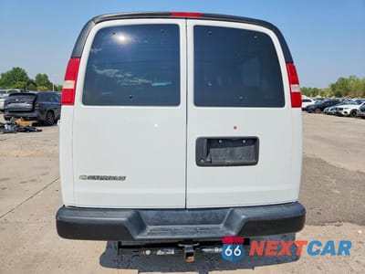 Zdjęcie 6 z 13 samochodu: 2018 CHEVROLET EXPRESS G2500 LS VIN:1GAWGEFP5J1240107 - miniatura