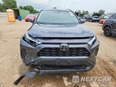 Piąte zdjęcie samochodu w środku: 2025 TOYOTA RAV4 XLE VIN:2T3P1RFV9SW560374 - miniatura
