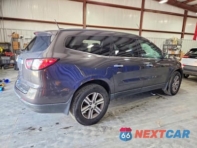 Trzecie zdjęcie samochodu z tyłu: 2016 CHEVROLET TRAVERSE LT VIN:1GNKRGKDXGJ269951 - miniatura