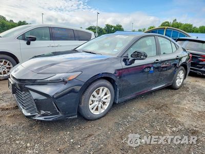 2025 TOYOTA CAMRY LE 4T1DAACK8SU602489 - główne zdjęcie licytacji z USA - miniatura
