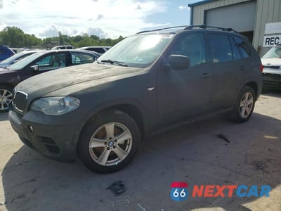 2012 BMW X5 XDRIVE35D 5UXZW0C58CL670085 - główne zdjęcie licytacji z USA - miniatura