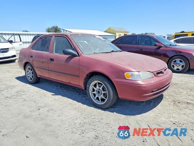 Czwarte zdjęcie samochodu z boku: 1999 TOYOTA COROLLA VE VIN:1NXBR12E2XZ212300 - miniatura