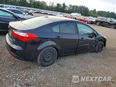 Trzecie zdjęcie samochodu z tyłu: 2015 KIA FORTE LX VIN:KNAFK4A61F5323917 - miniatura