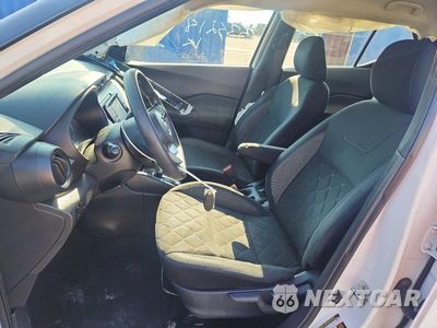 Zdjęcie 7 z 12 samochodu: 2020 NISSAN KICKS S VIN:3N1CP5BV3LL535218 - miniatura