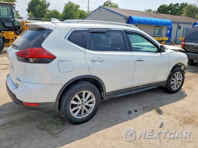 Trzecie zdjęcie samochodu z tyłu: 2017 NISSAN ROGUE SV VIN:5N1AT2MV2HC888267 - miniatura