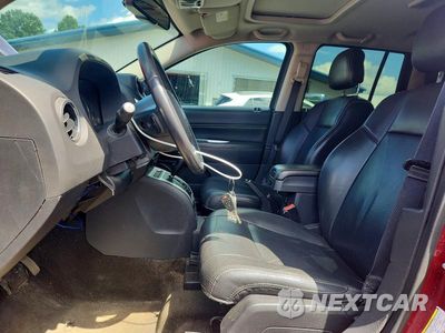 Zdjęcie 7 z 13 samochodu: 2016 JEEP COMPASS LATITUDE VIN:1C4NJDEB1GD598932 - miniatura