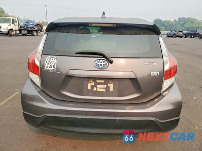 Zdjęcie 6 z 13 samochodu: 2017 TOYOTA PRIUS C TWO VIN:JTDKDTB32H1597552 - miniatura