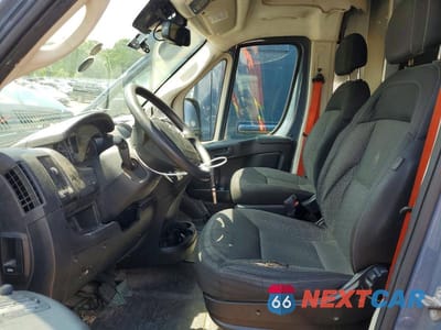 Zdjęcie 7 z 13 samochodu: 2021 RAM PROMASTER 3500 DELIVERY VAN VIN:3C6MRVJG9ME549460 - miniatura