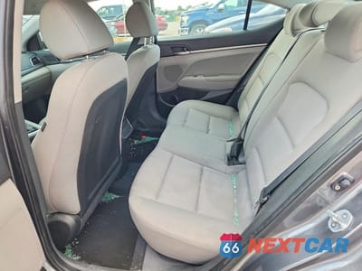 Zdjęcie 10 z 12 samochodu: 2017 HYUNDAI ELANTRA SE VIN:KMHD74LF6HU071966 - miniatura