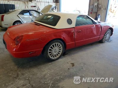 Trzecie zdjęcie samochodu z tyłu: 2005 FORD THUNDERBIRD VIN:1FAHP60A75Y104929 - miniatura
