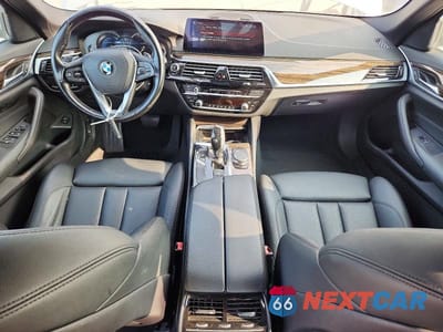 Zdjęcie 8 z 12 samochodu: 2019 BMW 530 I VIN:WBAJA5C59KBX49115 - miniatura