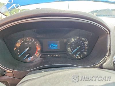 Zdjęcie 9 z 13 samochodu: 2018 FORD FUSION S VIN:3FA6P0G73JR129429 - miniatura
