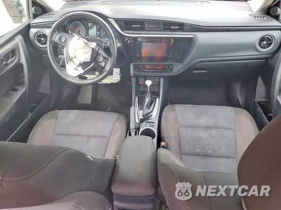 Zdjęcie 8 z 12 samochodu: 2018 TOYOTA COROLLA LE VIN:2T1BURHE6JC006619 - miniatura