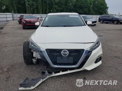 Piąte zdjęcie samochodu w środku: 2019 NISSAN ALTIMA PLATINUM VIN:1N4BL4FW6KC169143 - miniatura