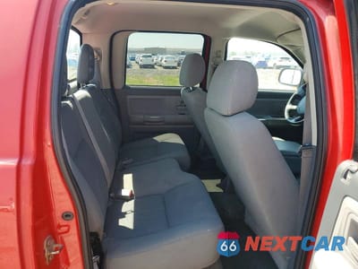 Zdjęcie 10 z 12 samochodu: 2006 DODGE DAKOTA QUAD SLT VIN:1D7HE48N26S618077 - miniatura