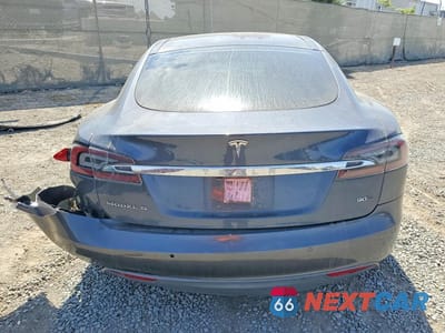 Zdjęcie 6 z 13 samochodu: 2015 TESLA MODEL S VIN:5YJSA1E22FF116364 - miniatura