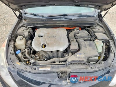 Zdjęcie 11 z 12 samochodu: 2012 HYUNDAI SONATA HYBRID VIN:KMHEC4A42CA028592 - miniatura