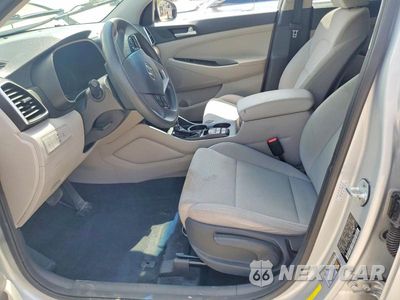 Zdjęcie 7 z 13 samochodu: 2019 HYUNDAI TUCSON SE VIN:KM8J2CA47KU005785 - miniatura