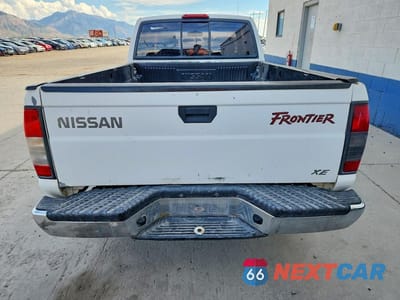Zdjęcie 6 z 12 samochodu: 2000 NISSAN FRONTIER XE VIN:1N6DD26SXYC350396 - miniatura