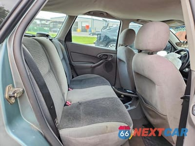 Zdjęcie 10 z 12 samochodu: 2003 FORD FOCUS SE VIN:1FAFP36383W213942 - miniatura