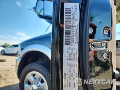 Zdjęcie 13 z 14 samochodu: 2017 RAM 2500 VIN:3C6UR5FL2HG562387 - miniatura