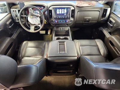 Zdjęcie 8 z 12 samochodu: 2016 CHEVROLET SILVERADO K3500 LTZ VIN:1GC4K0C82GF296353 - miniatura