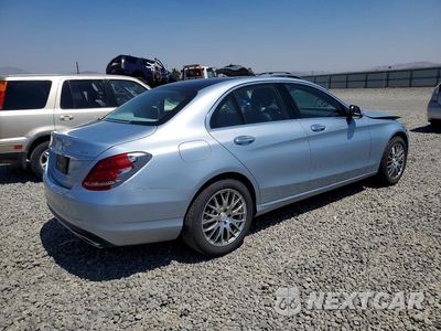 Trzecie zdjęcie samochodu z tyłu: 2015 MERCEDES-BENZ C 300 4MATIC VIN:55SWF4KB8FU073463 - miniatura