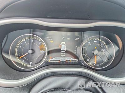 Zdjęcie 9 z 13 samochodu: 2017 JEEP CHEROKEE TRAILHAWK VIN:1C4PJMBBXHW536447 - miniatura