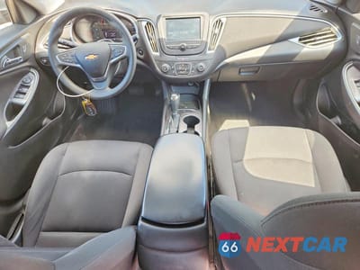 Zdjęcie 8 z 13 samochodu: 2018 CHEVROLET MALIBU LS VIN:1G1ZB5ST0JF218971 - miniatura